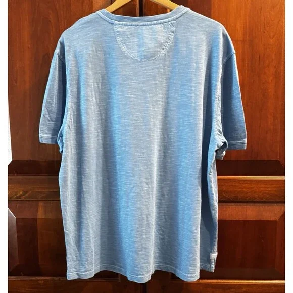Tommy Bahama Beach Fade Abaco Tee Blue Infinity Pool Pocket Shirt NWT Size XL - Picture 2 of 13